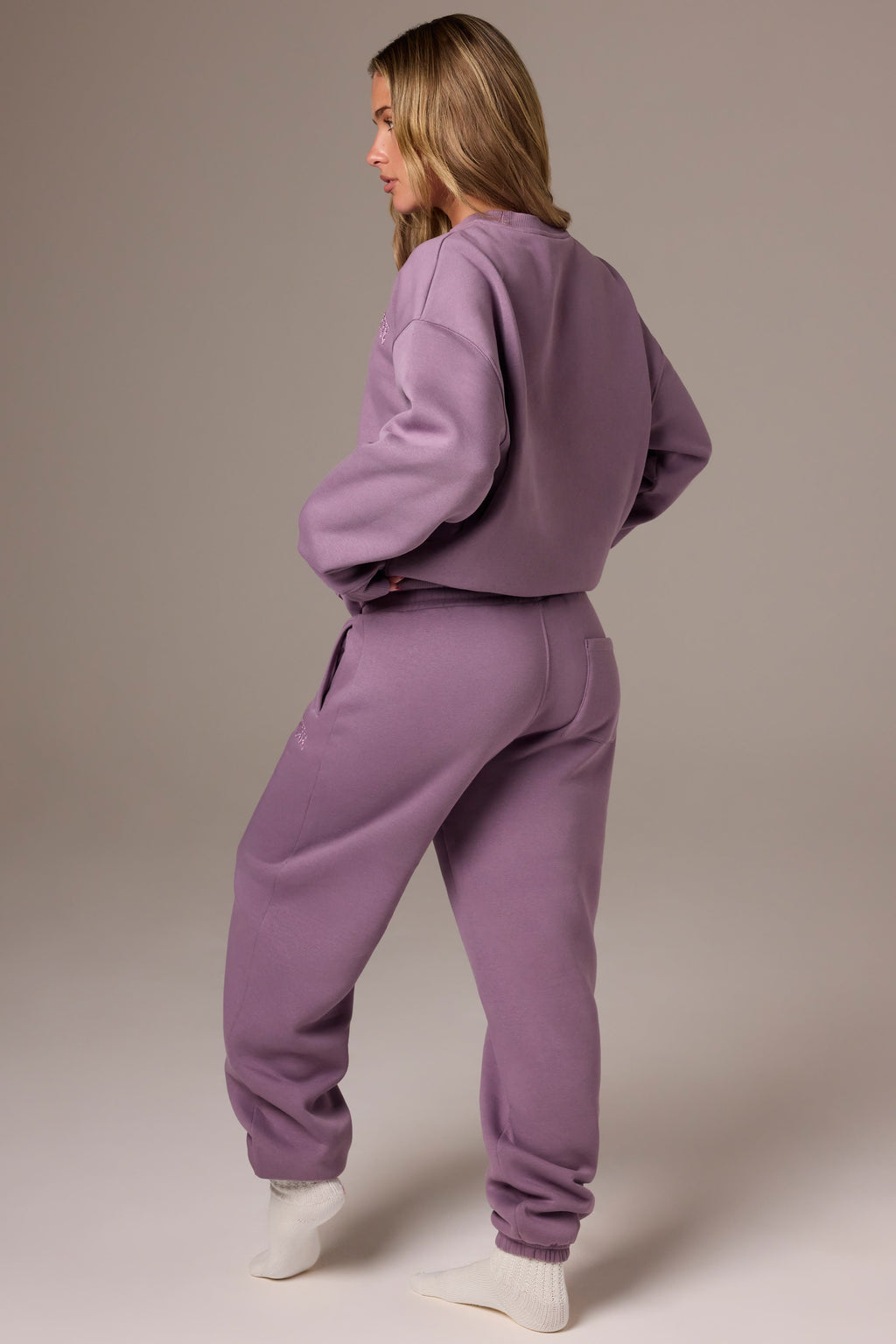 Brushed Jersey Mid-Rise Relaxed Joggers in Dusk