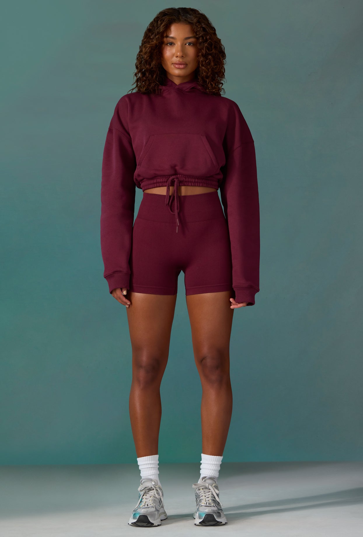 Cotton Fleece Drawstring Cropped Hoodie in Plum