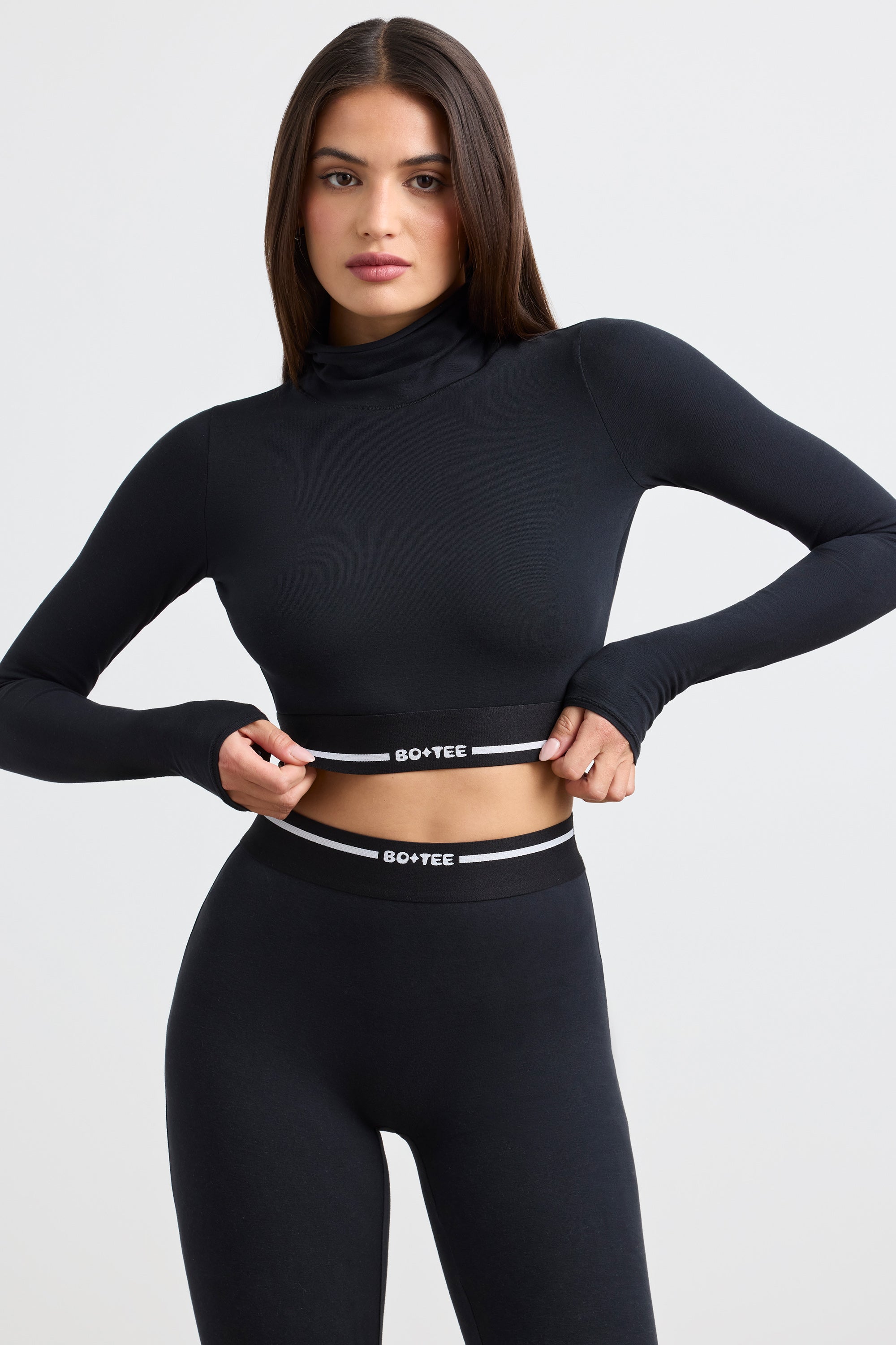 Backless Turtleneck Long-Sleeve Crop Top in Black
