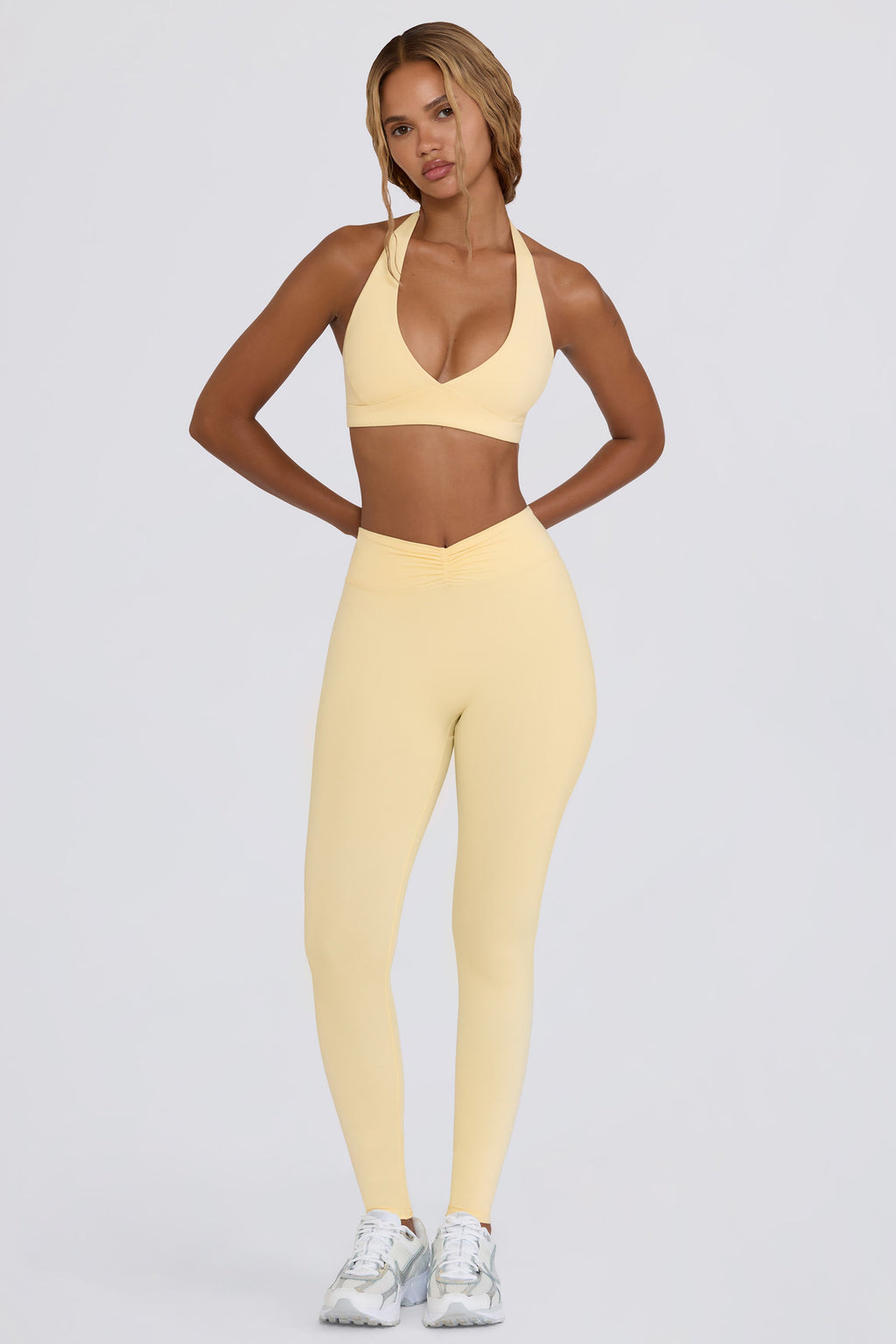 Brushed Jersey Ruched Mid-Rise Leggings in Lemon Marl