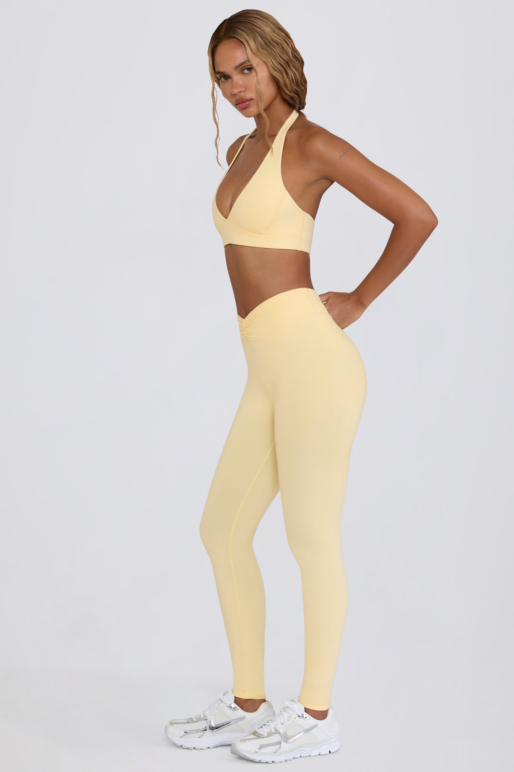 Brushed Jersey Ruched Mid-Rise Leggings in Lemon Marl
